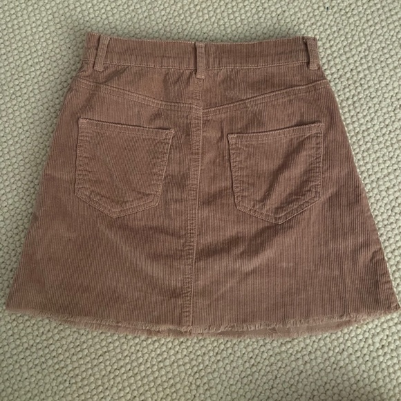 Brandy Melville Light Pink Corduroy Skirt - Picture 2 of 2